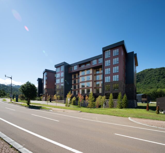 00002 2020 Photo Exterior