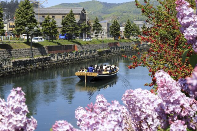 Otaru canal cruise 04