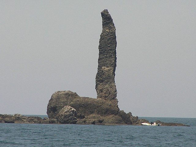 Candle rock