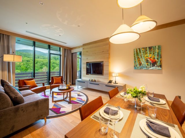 00025 2020 Photo Rooms 3 B706 B1